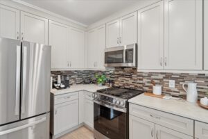 09-16443 River View Cir09